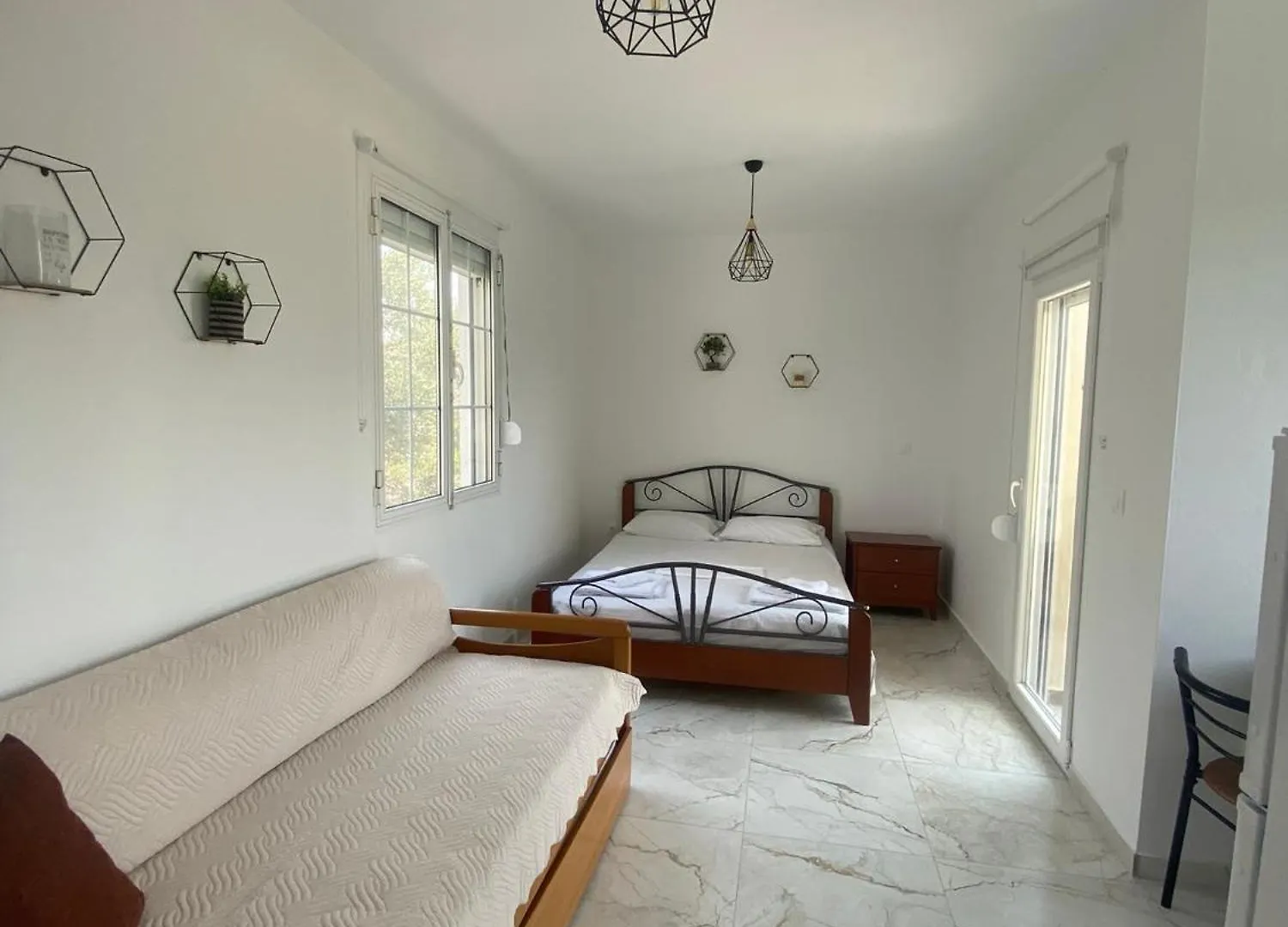 אפאנומי Summer Panorama Cottage בית נופש